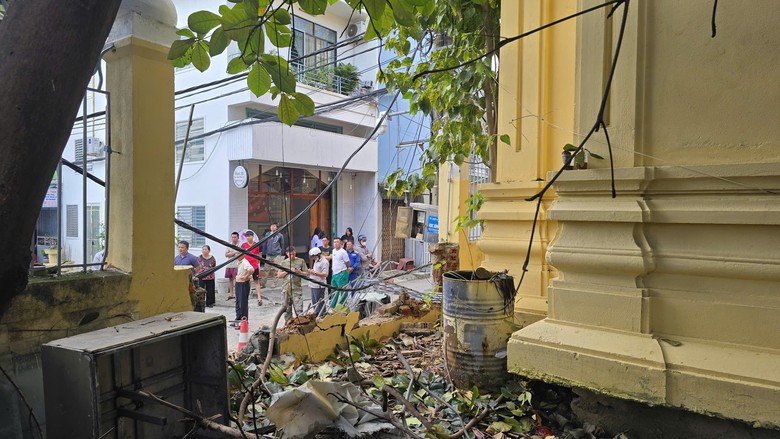 G&atilde;y cần cẩu c&ocirc;ng tr&igrave;nh ở trung t&acirc;m Đ&agrave; Nẵng- Ảnh 2.