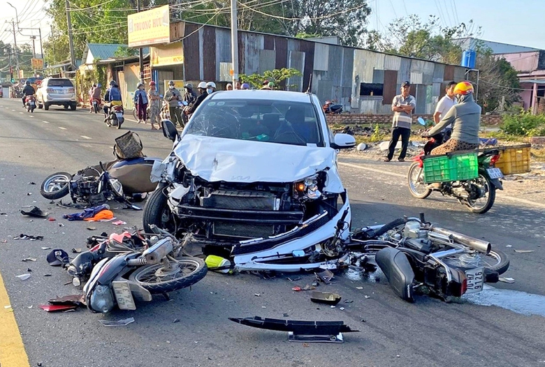 Không cứu giúp người bị TNGT sẽ bị xử lý như thế nào?- Ảnh 1. Không cứu giúp người bị TNGT sẽ bị xử lý như thế nào?- Ảnh 1.