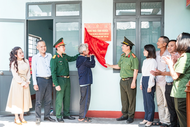 Niềm vui ngày cuối năm trong những căn nhà mới từ "Chiến dịch Quang Trung" ở Gia Lai- Ảnh 2. Niềm vui ngày cuối năm trong những căn nhà mới từ "Chiến dịch Quang Trung" ở Gia Lai- Ảnh 2.