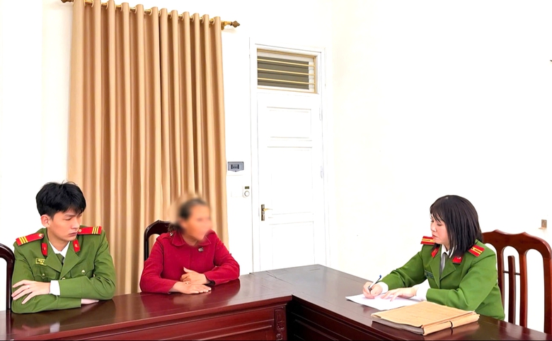 Ninh Bình: Bắt giữ đối tượng truy nã đặc biệt nguy hiểm sau nhiều năm lẩn trốn- Ảnh 1. Ninh Bình: Bắt giữ đối tượng truy nã đặc biệt nguy hiểm sau nhiều năm lẩn trốn- Ảnh 1.