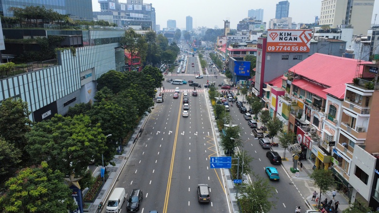Kh&aacute;nh th&agrave;nh c&ocirc;ng tr&igrave;nh chỉnh trang đường L&ecirc; Lợi, ho&agrave;n thiện diện mạo trung t&acirc;m TP.HCM- Ảnh 3.