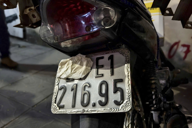 H&agrave; Nội: CSGT h&oacute;a trang, xuy&ecirc;n đ&ecirc;m ngăn t&agrave;i xế "ma men" đ&ecirc;m cuối năm- Ảnh 10.