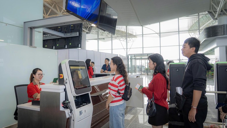 Thử nghiệm khai th&aacute;c với c&aacute;c chuyến bay giả định tại khu vực mở rộng nh&agrave; ga T2 Nội B&agrave;i- Ảnh 2.