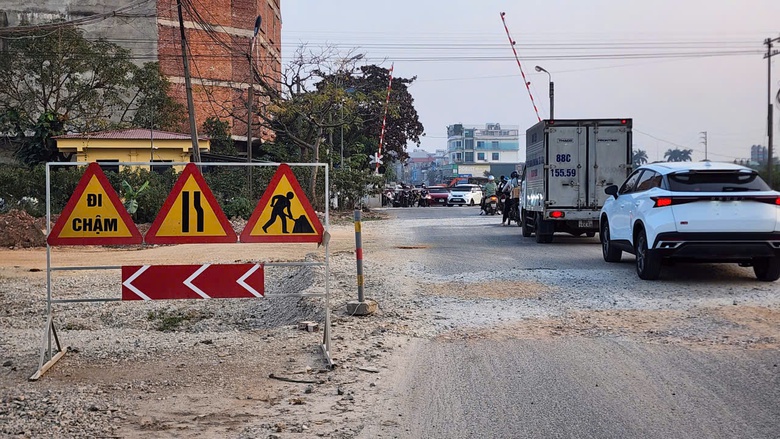 Ph&uacute; Thọ: Tu&acirc;n thủ Th&ocirc;ng tư 41, nh&agrave; thầu đảm bảo an to&agrave;n giao th&ocirc;ng- Ảnh 1.