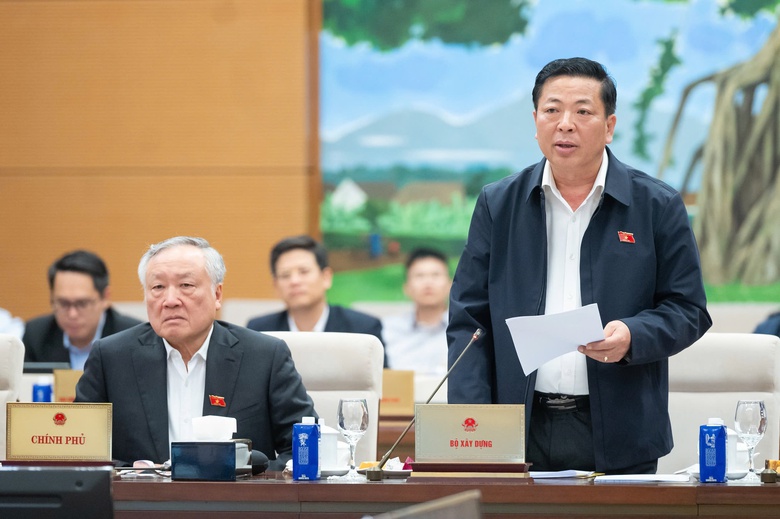 Thống nhất tr&igrave;nh Quốc hội 2 ch&iacute;nh s&aacute;ch đặc th&ugrave; l&agrave;m đường sắt tốc độ cao Bắc - Nam- Ảnh 1.