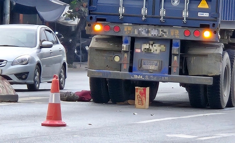 Hưng Y&ecirc;n: Li&ecirc;n tiếp xảy ra tai nạn tr&ecirc;n quốc lộ 10 khiến hai người tử vong- Ảnh 1.