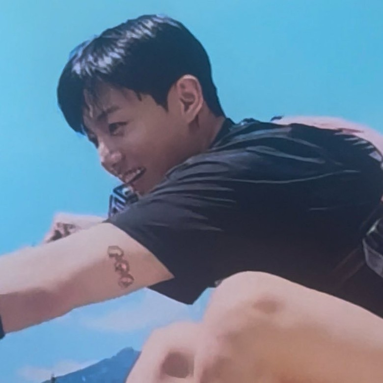 Động th&aacute;i của ph&iacute;a Jungkook (BTS) khi vướng tin đồn hẹn h&ograve; Winter (aespa)- Ảnh 3.