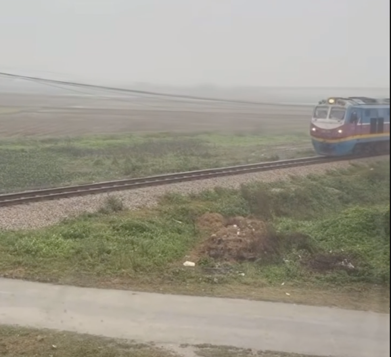 Phản ứng chớp nho&aacute;ng của l&aacute;i t&agrave;u ngăn vụ tai nạn thảm khốc tại Nghệ An- Ảnh 2.