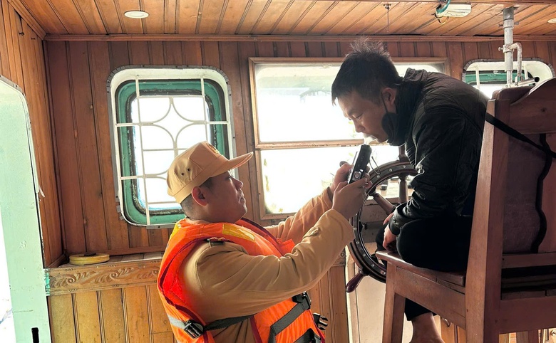 Nhiều vi phạm an to&agrave;n giao th&ocirc;ng đường thủy tại L&agrave;o Cai - Tuy&ecirc;n Quang bị xử l&yacute;- Ảnh 5.