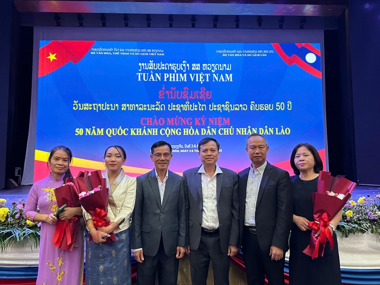 Bế mạc Tuần phim Việt Nam tại L&agrave;o: Cầu nối văn h&oacute;a v&agrave; hữu nghị- Ảnh 1.