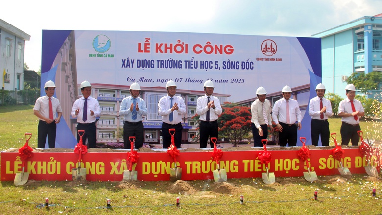 C&agrave; Mau nỗ lực thực hiện đề &aacute;n dạy học 2 buổi/ng&agrave;y, tổ chức b&aacute;n tr&uacute;- Ảnh 3.