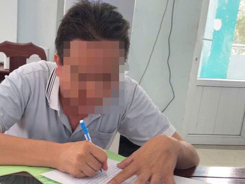 Phạt 5 triệu, trừ 2 điểm GPLX t&agrave;i xế &ocirc; t&ocirc; lấn l&agrave;n khiến xe m&aacute;y t&eacute; ng&atilde; ở T&acirc;y Ninh- Ảnh 1.