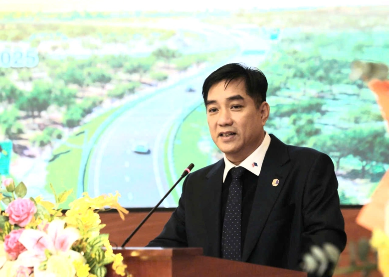 Ký hợp đồng hơn 36.000 tỷ đồng mở rộng cao tốc TP.HCM - Trung Lương - Mỹ Thuận- Ảnh 4. Ký hợp đồng hơn 36.000 tỷ đồng mở rộng cao tốc TP.HCM - Trung Lương - Mỹ Thuận- Ảnh 4.