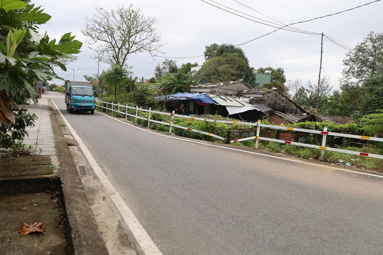 Vướng một hộ d&acirc;n, dự &aacute;n n&acirc;ng cấp tuyến đường d&agrave;i 500m phải quyết to&aacute;n c&ocirc;ng tr&igrave;nh- Ảnh 2.