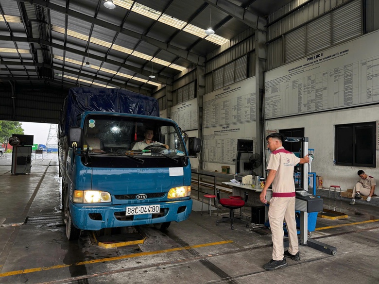 Ph&uacute; Thọ: Hiệu quả r&otilde; rệt sau gần 1 năm triển khai Th&ocirc;ng tư 47 về đăng kiểm- Ảnh 2.