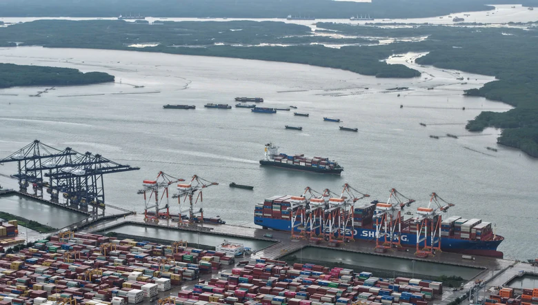 Hạ tầng TP.HCM mở rộng kết nối với các trung tâm kinh tế ASEAN- Ảnh 2.
