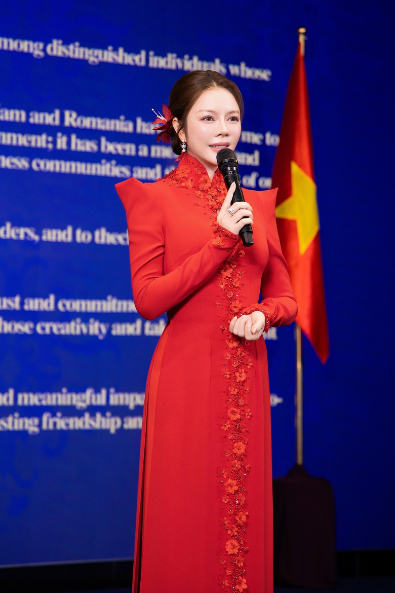 Lãnh sự quán Romania kỷ niệm 75 năm quan hệ Việt Nam - Romania tại TP.HCM- Ảnh 1. Lãnh sự quán Romania kỷ niệm 75 năm quan hệ Việt Nam - Romania tại TP.HCM- Ảnh 1.