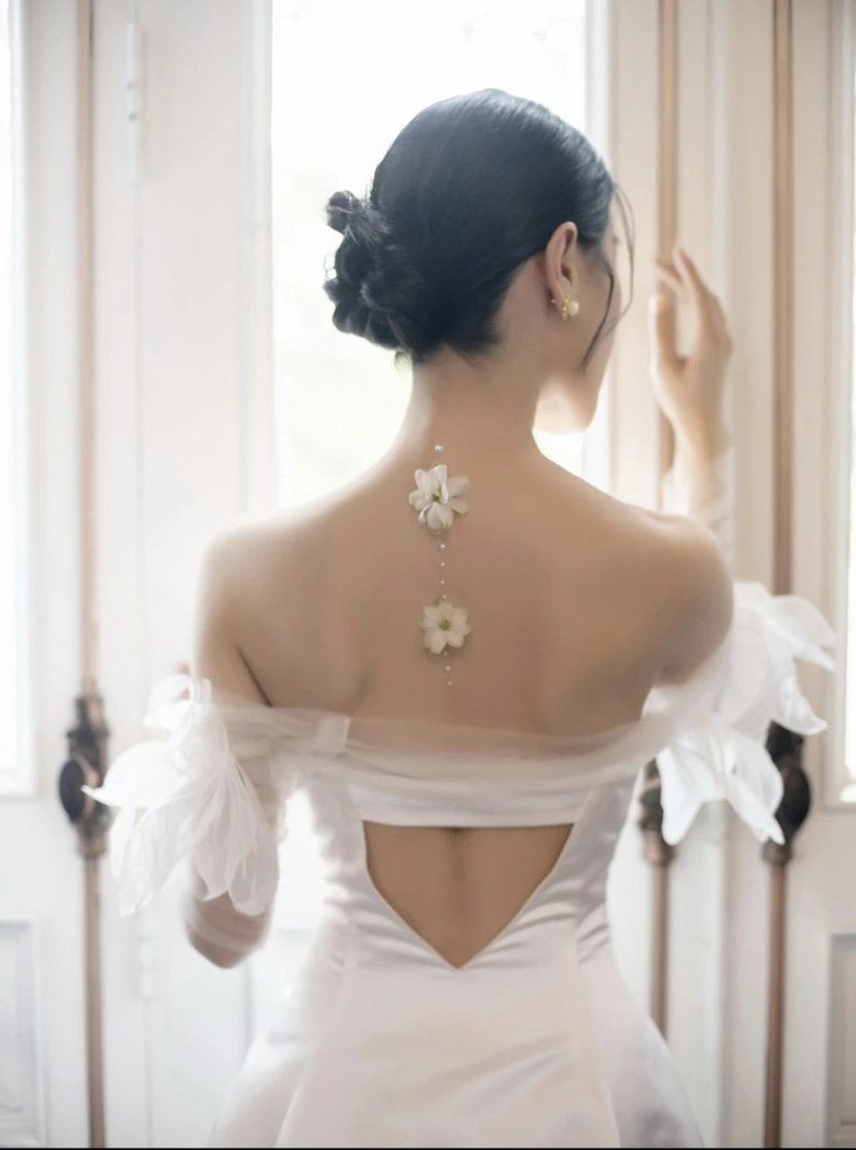 Vũ C&aacute;t Tường tổ chức lễ th&agrave;nh đ&ocirc;i với bạn g&aacute;i: X&uacute;c động lời ch&uacute;c của bố ruột- Ảnh 1.