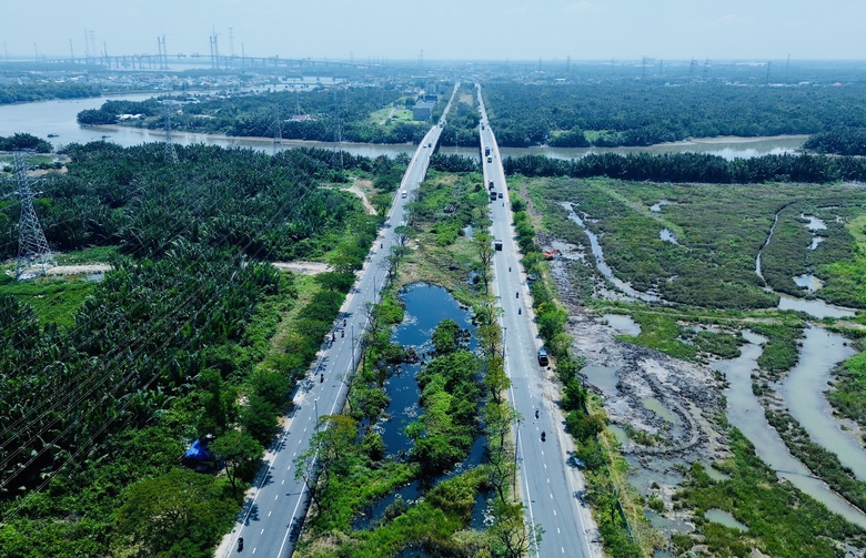 TP.HCM: Thi tuyển thiết kế cầu vượt 6,6km trên đường Nguyễn Văn Linh nối cao tốc- Ảnh 2. TP.HCM: Thi tuyển thiết kế cầu vượt 6,6km trên đường Nguyễn Văn Linh nối cao tốc- Ảnh 2.