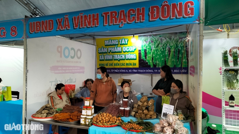 Rộn r&agrave;ng ng&agrave;y hội b&aacute;nh d&acirc;n gian Nam bộ dịp đầu Xu&acirc;n ở Bạc Li&ecirc;u- Ảnh 7.