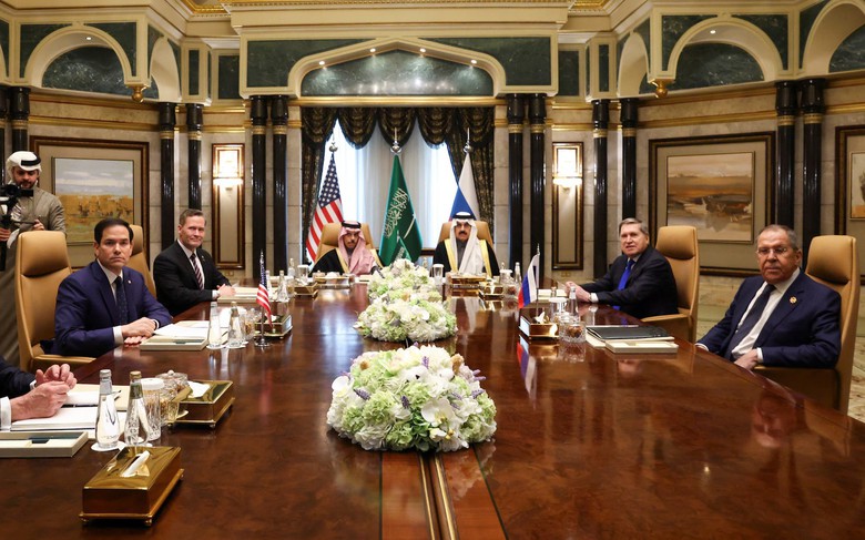 Mỹ - Nga ch&iacute;nh thức khởi động đ&agrave;m ph&aacute;n cấp cao về xung đột Ukraine