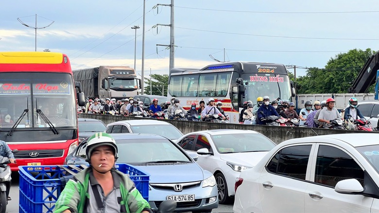 TP.HCM đồng loạt khởi c&ocirc;ng 4 dự &aacute;n BOT cửa ng&otilde; trong qu&yacute; II/2026- Ảnh 2.