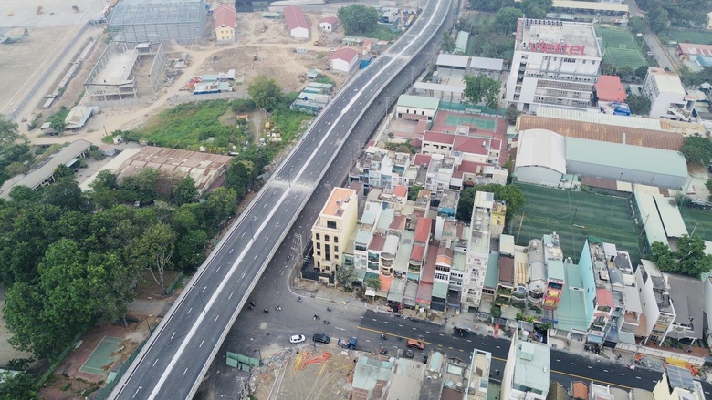 TP.HCM: Nhiều dự &aacute;n khởi c&ocirc;ng, về đ&iacute;ch dịp kỷ niệm 50 năm thống nhất đất nước- Ảnh 2.