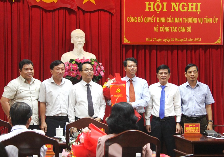 Điều động Gi&aacute;m đốc Sở GTVT B&igrave;nh Thuận giữ chức B&iacute; thư Huyện ủy T&aacute;nh Linh- Ảnh 2.