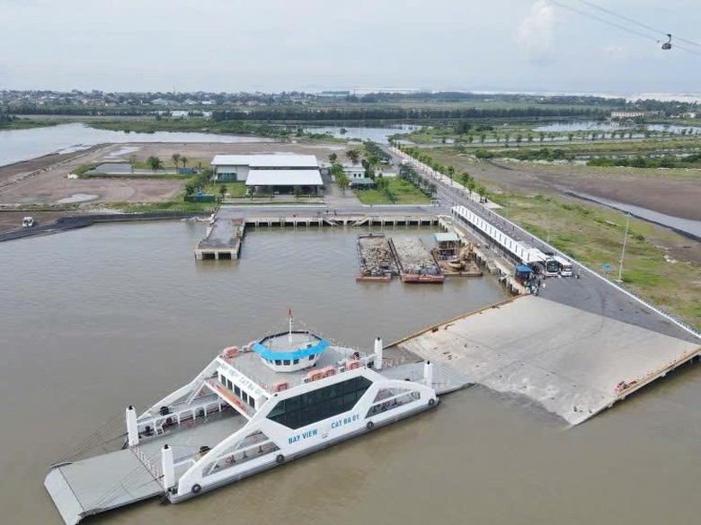 Giao th&ocirc;ng thuận lợi, du lịch C&aacute;t B&agrave; được &ldquo;đ&aacute;nh thức&rdquo;- Ảnh 2.
