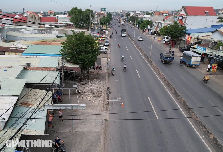 Người d&acirc;n Bi&ecirc;n H&ograve;a dỡ nh&agrave;, giao đất l&agrave;m cao tốc Bi&ecirc;n H&ograve;a - Vũng T&agrave;u- Ảnh 1.