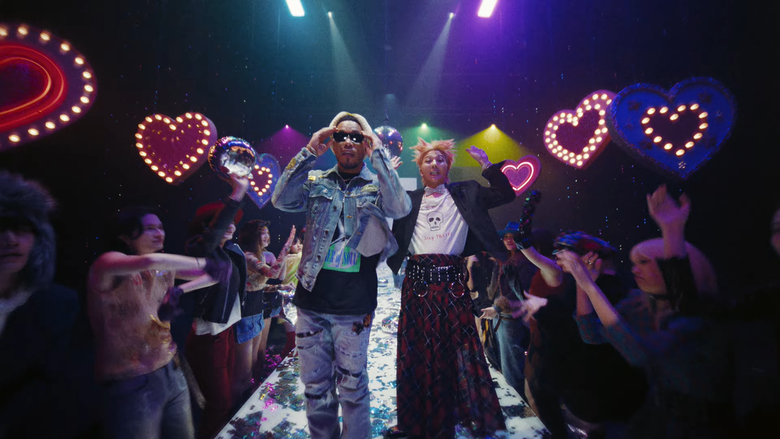 "&Ocirc;ng ho&agrave;ng Kpop" G-Dragon g&acirc;y sốt khi t&aacute;i xuất đường đua &acirc;m nhạc với album "&Uuml;bermensch"- Ảnh 1.