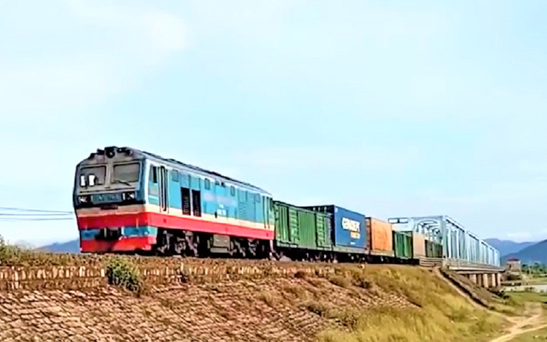 Sửa Luật, tạo h&agrave;nh lang ph&aacute;p l&yacute; ph&aacute;t triển c&ocirc;ng nghiệp đường sắt