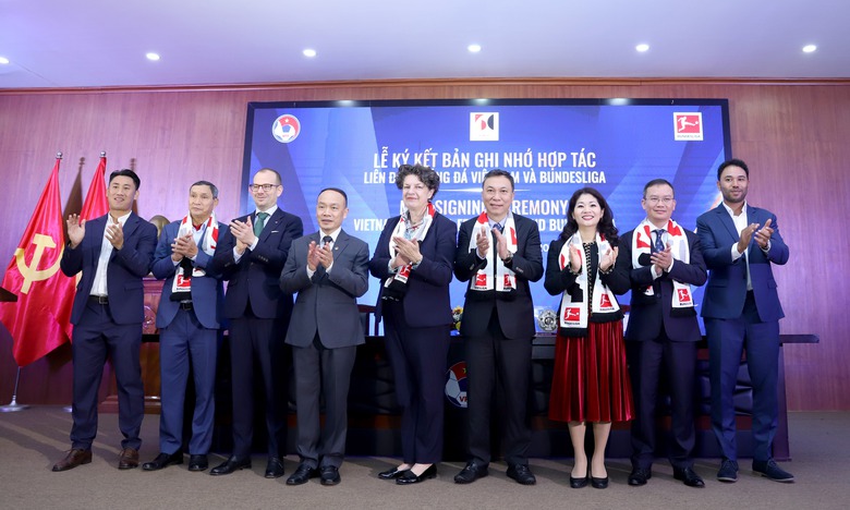 B&oacute;ng đ&aacute; Việt Nam c&oacute; cơ hội đ&aacute; giao hữu với c&aacute;c CLB Bundesliga- Ảnh 1.