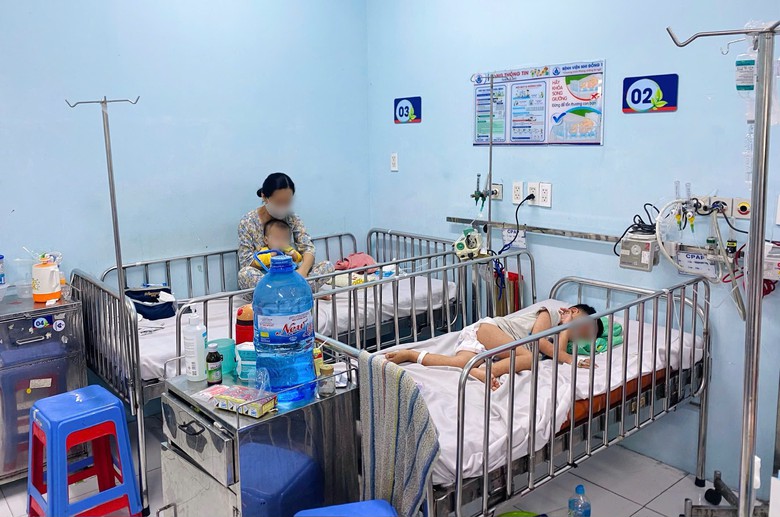 Cảnh b&aacute;o dịch sốt xuất huyết gia tăng sớm tại TP.HCM- Ảnh 1.