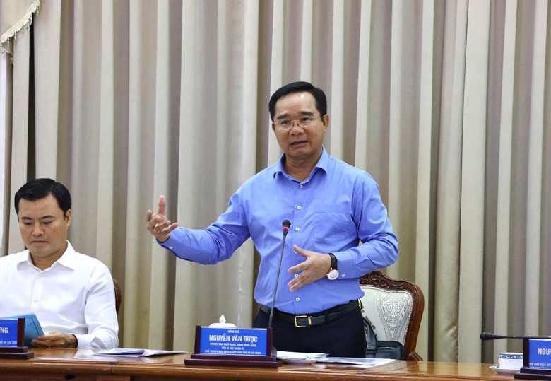 T&acirc;n chủ tịch TP.HCM y&ecirc;u cầu th&aacute;o gỡ kh&oacute; khăn để tăng trưởng đạt mức 2 con số- Ảnh 3.