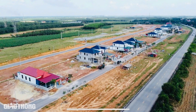 Người d&acirc;n Quảng B&igrave;nh vui Tết đ&oacute;n xu&acirc;n trong c&aacute;c căn nh&agrave; t&aacute;i định cư bạc tỷ- Ảnh 3.