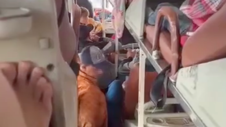 Hợp t&aacute;c x&atilde; vận tải b&aacute;o c&aacute;o g&igrave; về th&ocirc;ng tin nh&agrave; xe ở C&agrave; Mau nhồi nh&eacute;t kh&aacute;ch?- Ảnh 1.