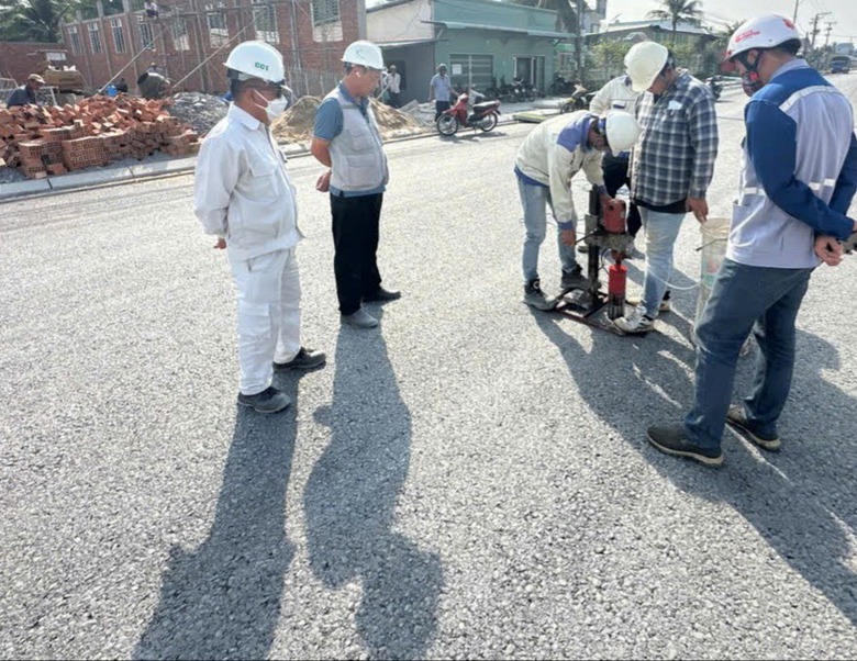 Cầu Rạch Miễu 2 thi c&ocirc;ng nhộn nhịp ngay đầu năm mới- Ảnh 5.