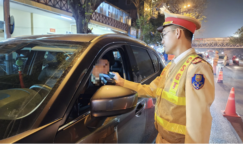 Thấy g&igrave; từ giảm mạnh vi phạm nồng độ cồn dịp nghỉ Tết?- Ảnh 1.