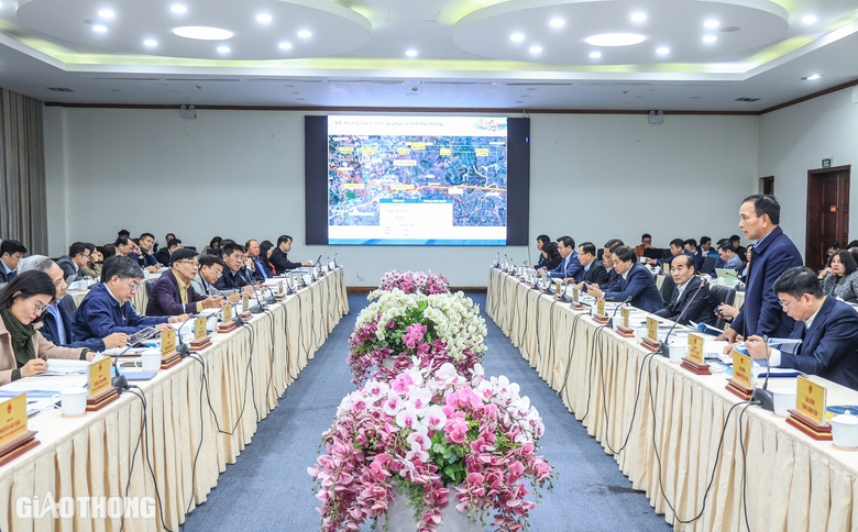 Sớm đầu tư đường sắt L&agrave;o Cai - H&agrave; Nội - Hải Ph&ograve;ng, tạo thuận lợi vận tải li&ecirc;n vận quốc tế- Ảnh 3.