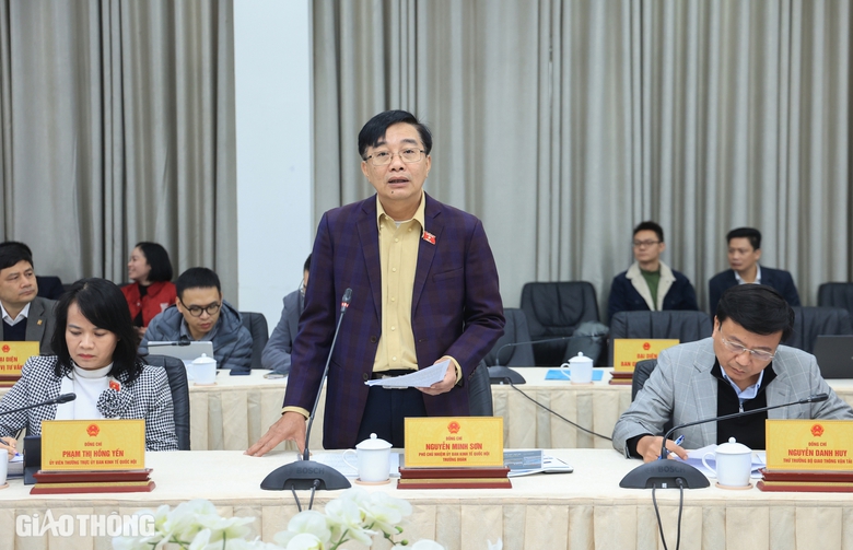 Sớm đầu tư đường sắt L&agrave;o Cai - H&agrave; Nội - Hải Ph&ograve;ng, tạo thuận lợi vận tải li&ecirc;n vận quốc tế- Ảnh 1.