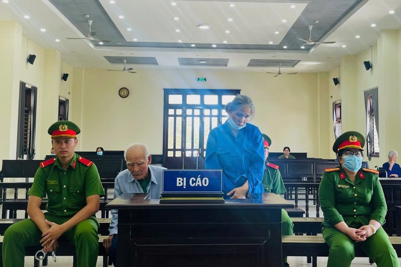 Nhận tội giết người thay con g&aacute;i, cha ruột được hưởng &aacute;n treo- Ảnh 1.