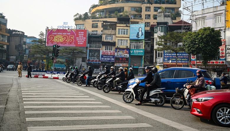 Lý giải tai nạn giao thông giảm mạnh dịp Tết- Ảnh 2. Lý giải tai nạn giao thông giảm mạnh dịp Tết- Ảnh 2.