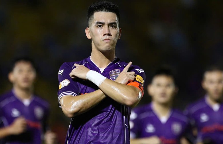 Tiến Linh c&oacute; cơ hội trở th&agrave;nh cầu thủ Việt Nam đầu ti&ecirc;n gi&agrave;nh danh hiệu n&agrave;y sau 8 năm- Ảnh 1.