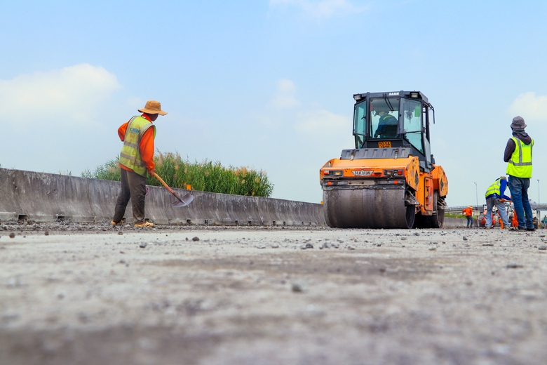 Dự &aacute;n n&acirc;ng cấp tuyến Lộ Tẻ - Rạch Sỏi hối hả sau Tết- Ảnh 2.