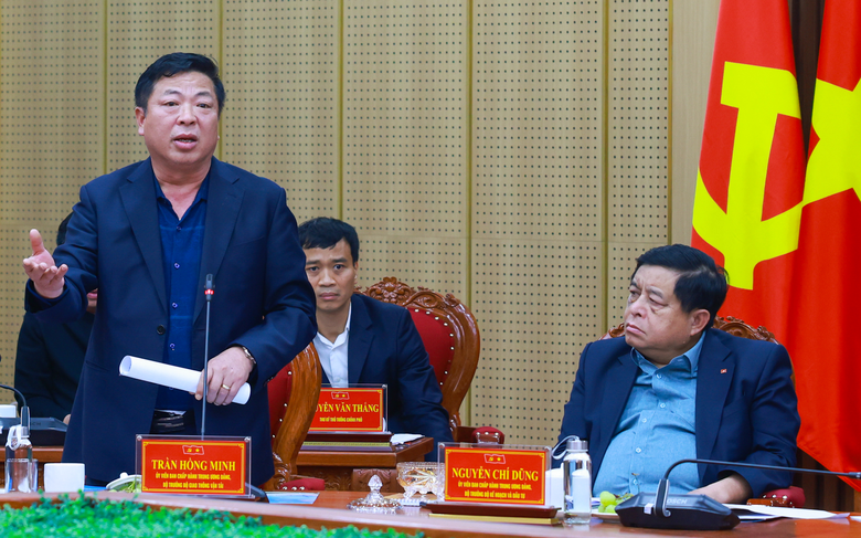 Thủ tướng: Quảng Ng&atilde;i đầu tư mạnh kết cấu hạ tầng, "c&oacute; lợi cho d&acirc;n, cho nước th&igrave; l&agrave;m"- Ảnh 3.