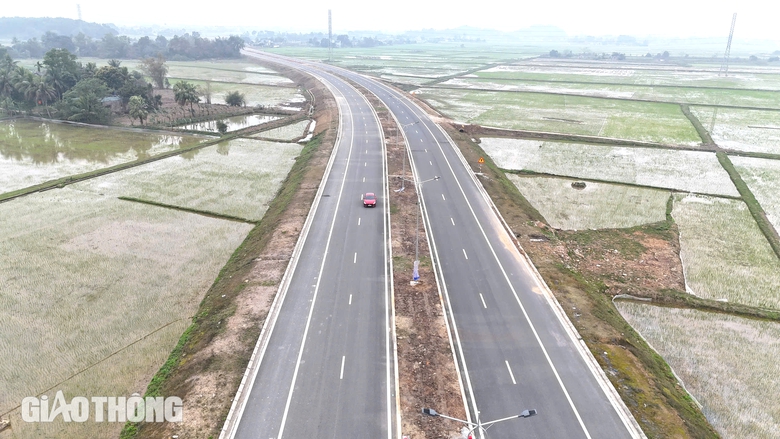 Th&ocirc;ng xe kỹ thuật hai tuyến đường ngh&igrave;n tỷ ở Thanh H&oacute;a- Ảnh 2.