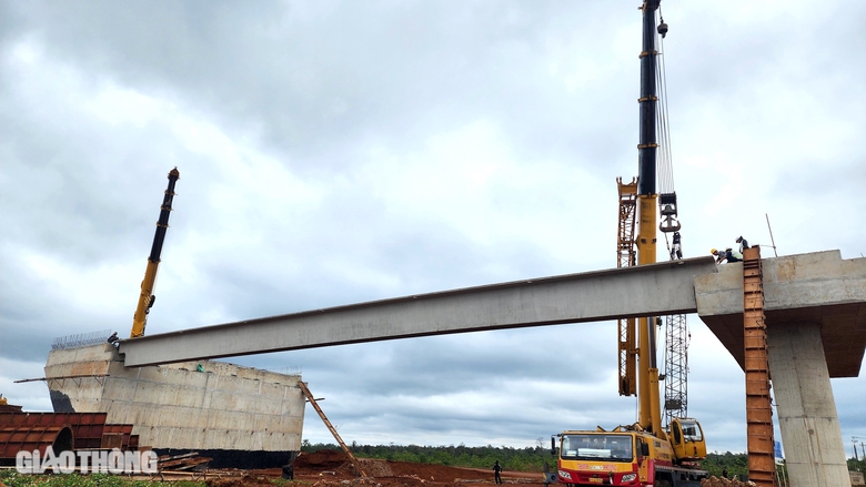 Cao tốc Kh&aacute;nh H&ograve;a - Bu&ocirc;n Ma Thuột: Nh&agrave; thầu CC1 cam kết tăng tốc thi c&ocirc;ng b&ugrave; tiến độ- Ảnh 4.