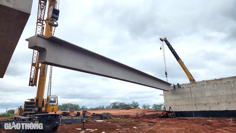 Cao tốc Kh&aacute;nh H&ograve;a - Bu&ocirc;n Ma Thuột: Nh&agrave; thầu CC1 cam kết tăng tốc thi c&ocirc;ng b&ugrave; tiến độ- Ảnh 2.