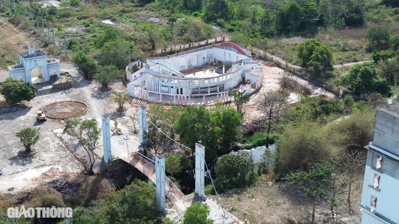 Cận cảnh khu du lịch bỏ hoang ở cửa ng&otilde; Phan Thiết- Ảnh 4.